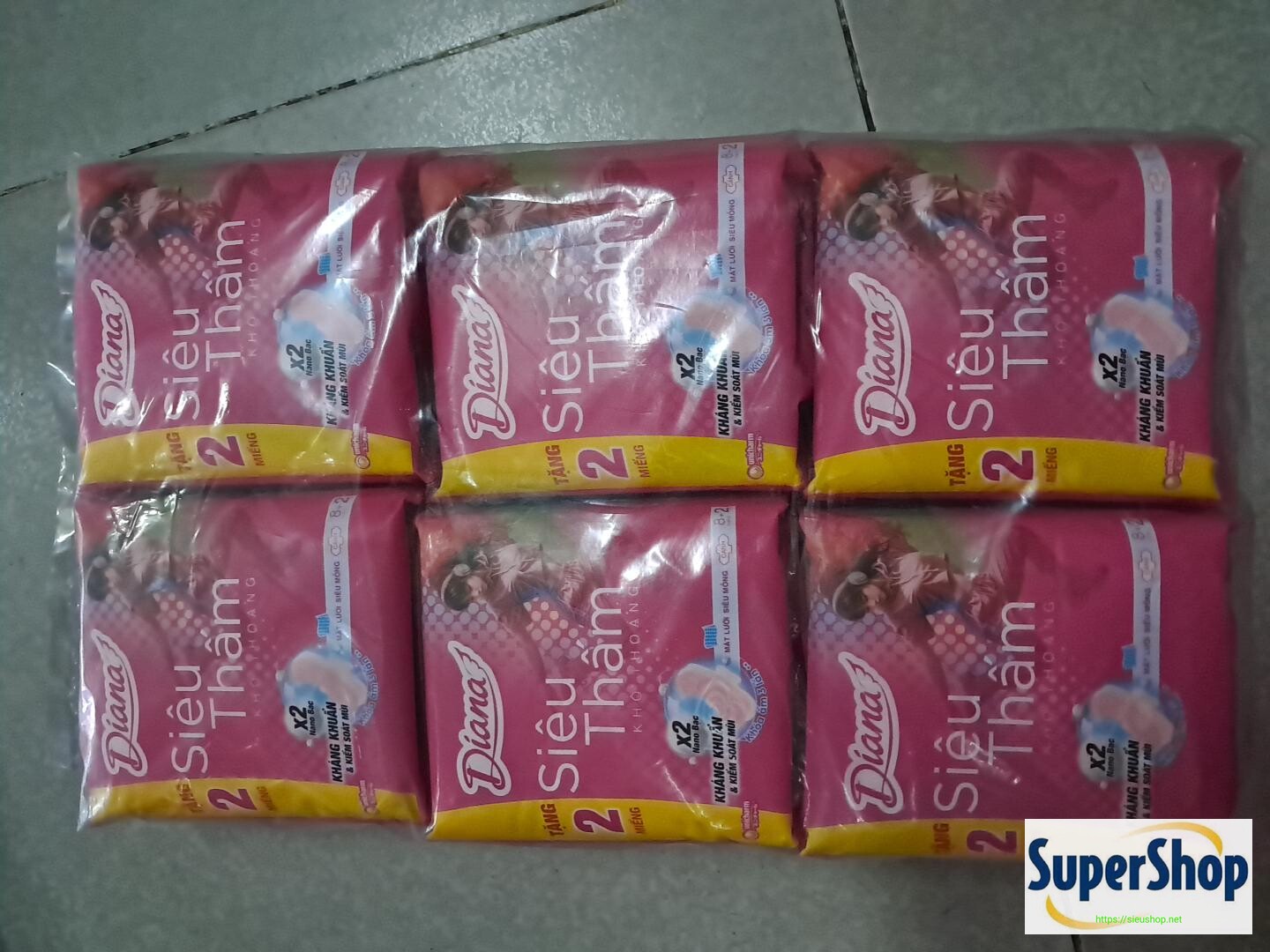 Băng vệ sinh Diana siêu mỏng cánh 23cm 8 miếng lốc 6 gói